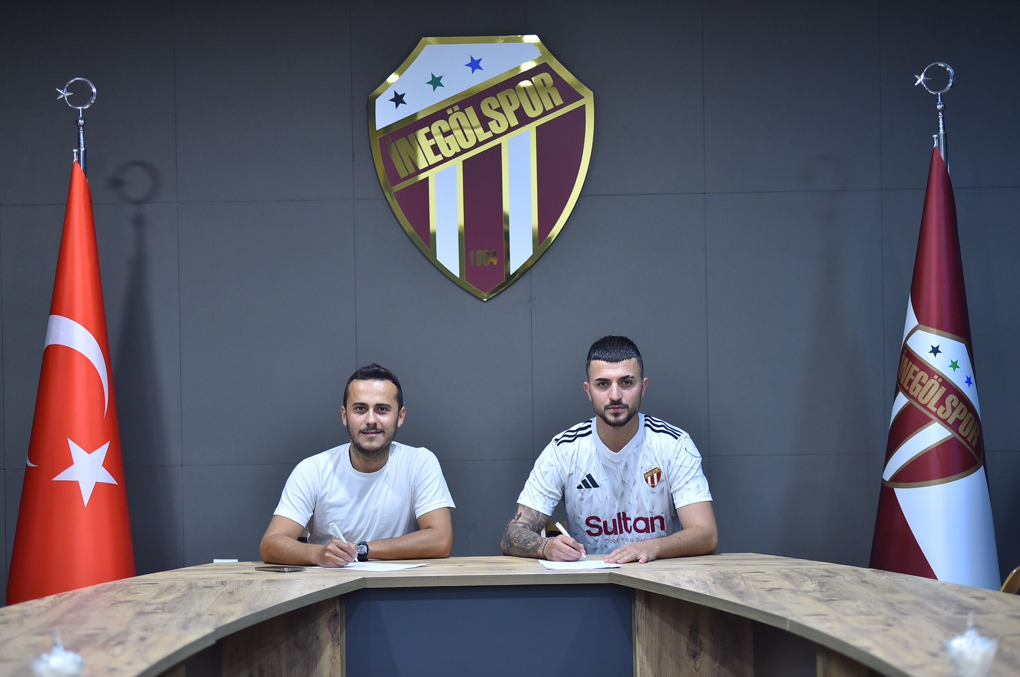 Sultan Su İnegölspor transfer döneminin son günlerinde süpriz bir hamle