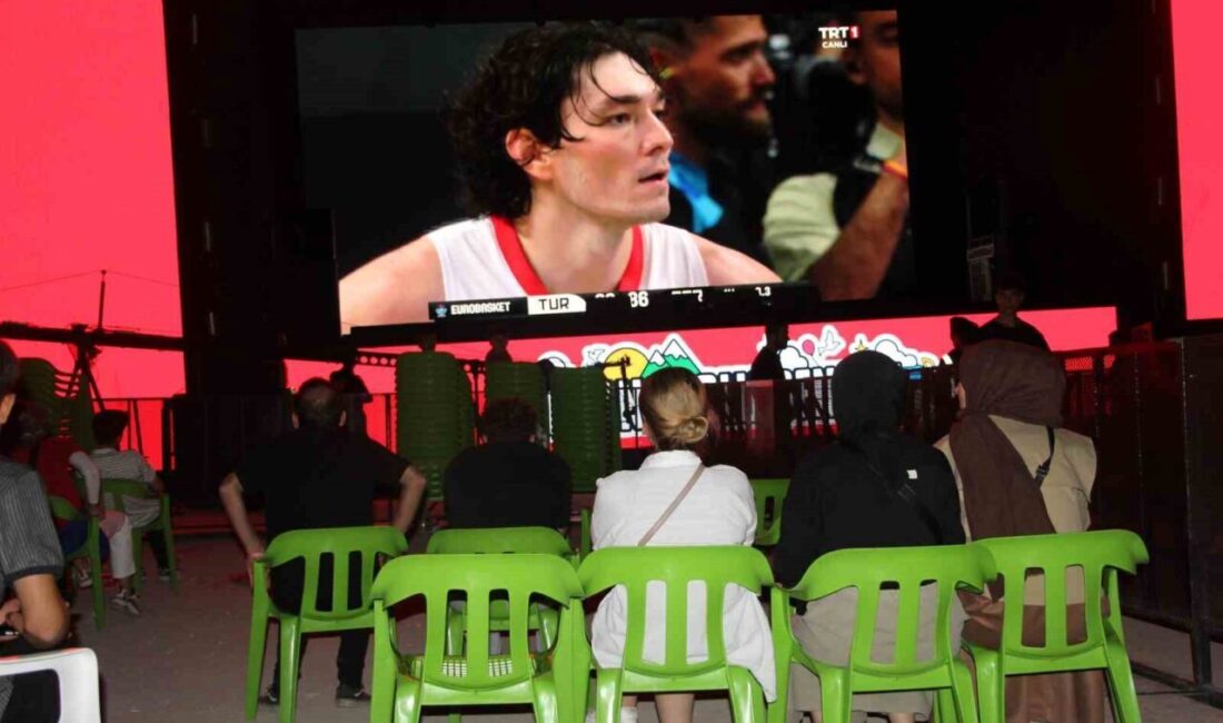 Şırnaklı vatandaşlar, A Milli Erkek Basketbol Takımı’nın 2025 Avrupa Basketbol