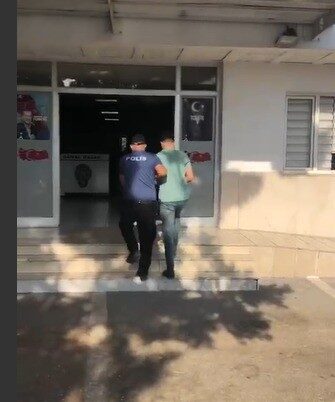 Adana’da hakkında 13 ilde 26 suç dosyasından 39 yıl 4