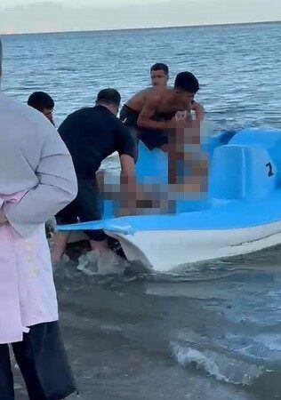 Adana’nın Yumurtalık ilçesinde denizde boğulma tehlikesi geçiren 18 yaşındaki genç,