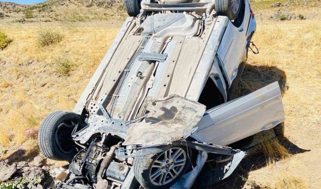 Bitlis’in Adilcevaz ilçesinde hafif ticari aracın takla atarak şarampole devrilmesi