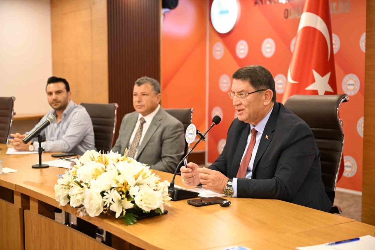 Antalya Esnaf ve Sanatkârlar Odaları Birliği (AESOB), kentin esnaf ve