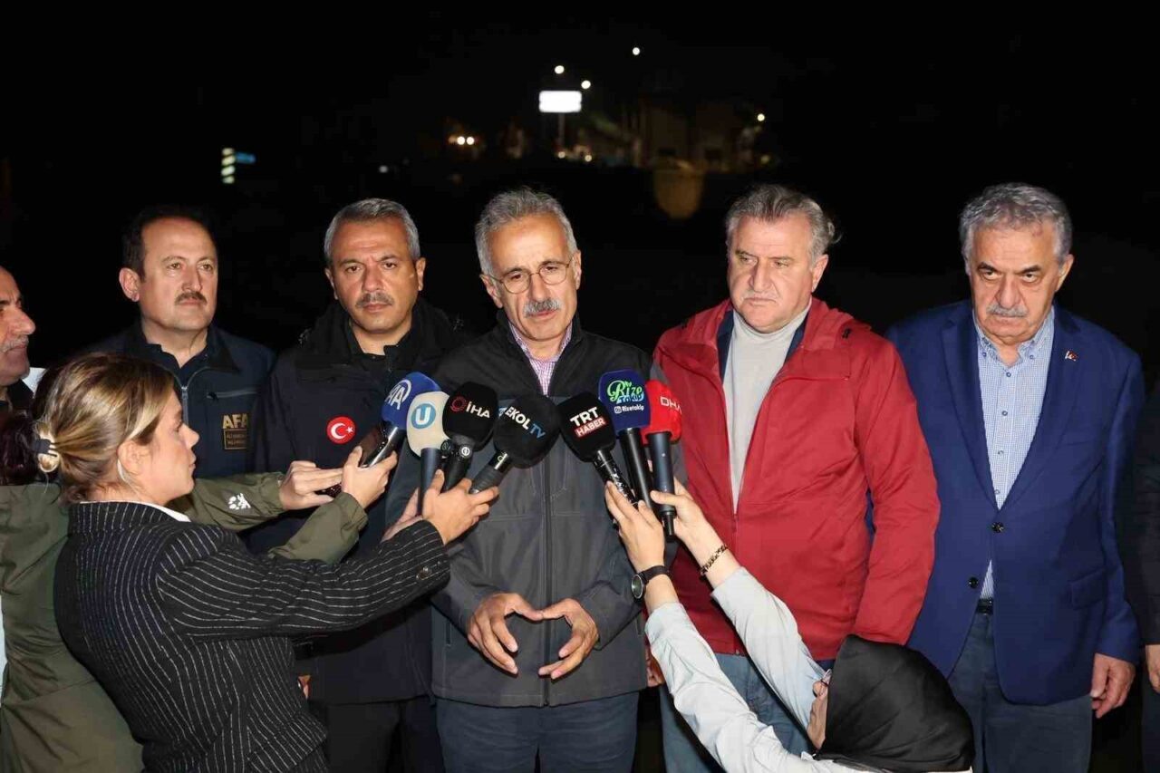 Afet ve Acil Durum Yönetimi Başkanlığı (AFAD) tarafından yapılan açıklamada,