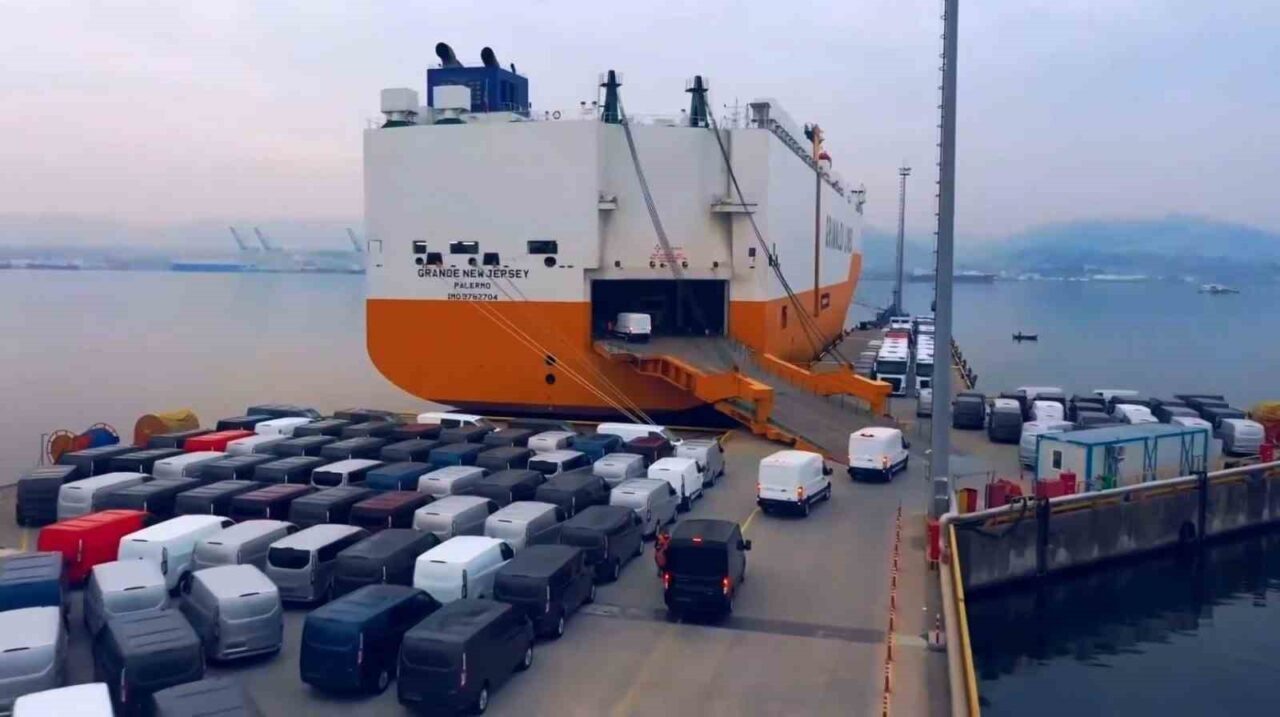 Türkiye otomotiv endüstrisi ağustos ayında geçen yılın aynı dönemine göre