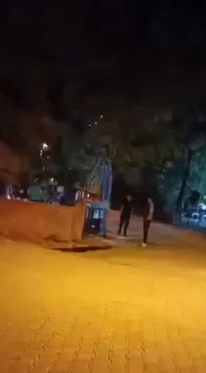 Elazığ’ın Karakoçan ilçesinde aile içerisinde çıkan tartışma silahlı kavgaya dönüştü.