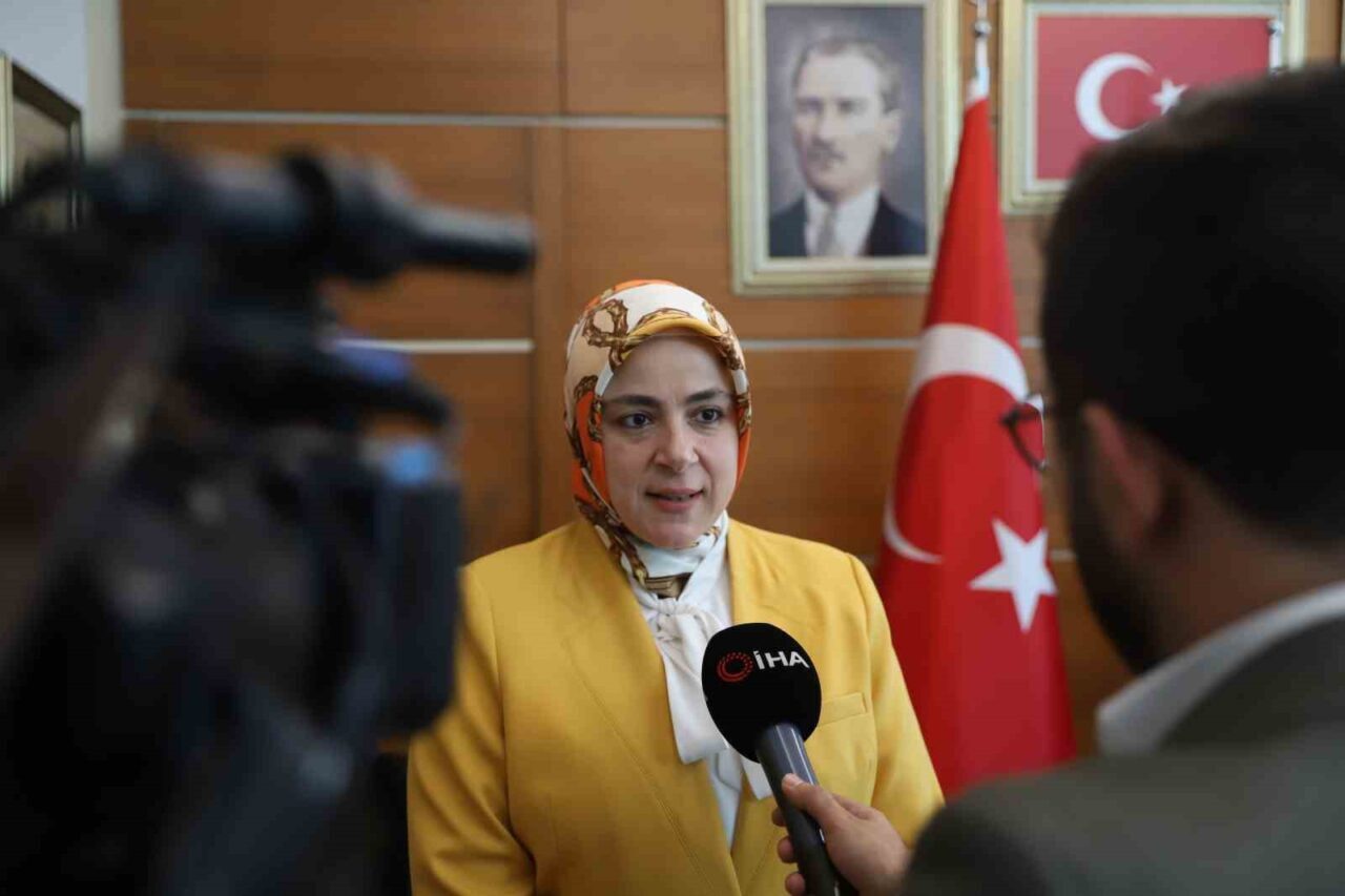 AK Parti Genel Merkez Kadın Kolları Başkanı Tuğba Işık Ercan,