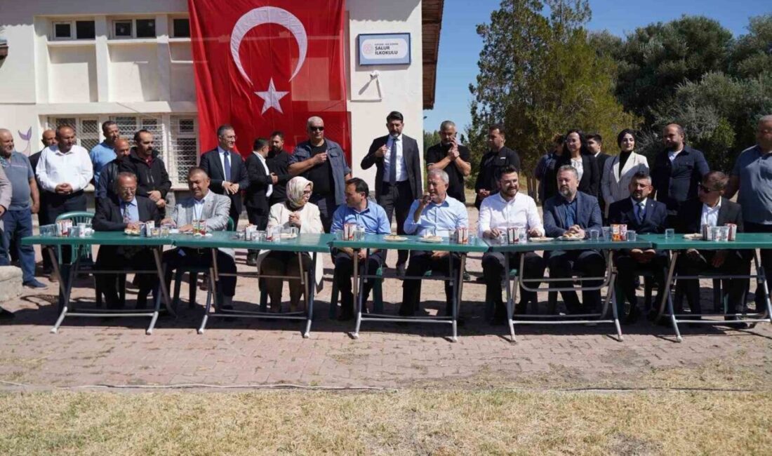 AK Parti Kayseri Teşkilatı, Kocasinan ilçesinin Salur Mahallesi’nde vatandaşlar ve