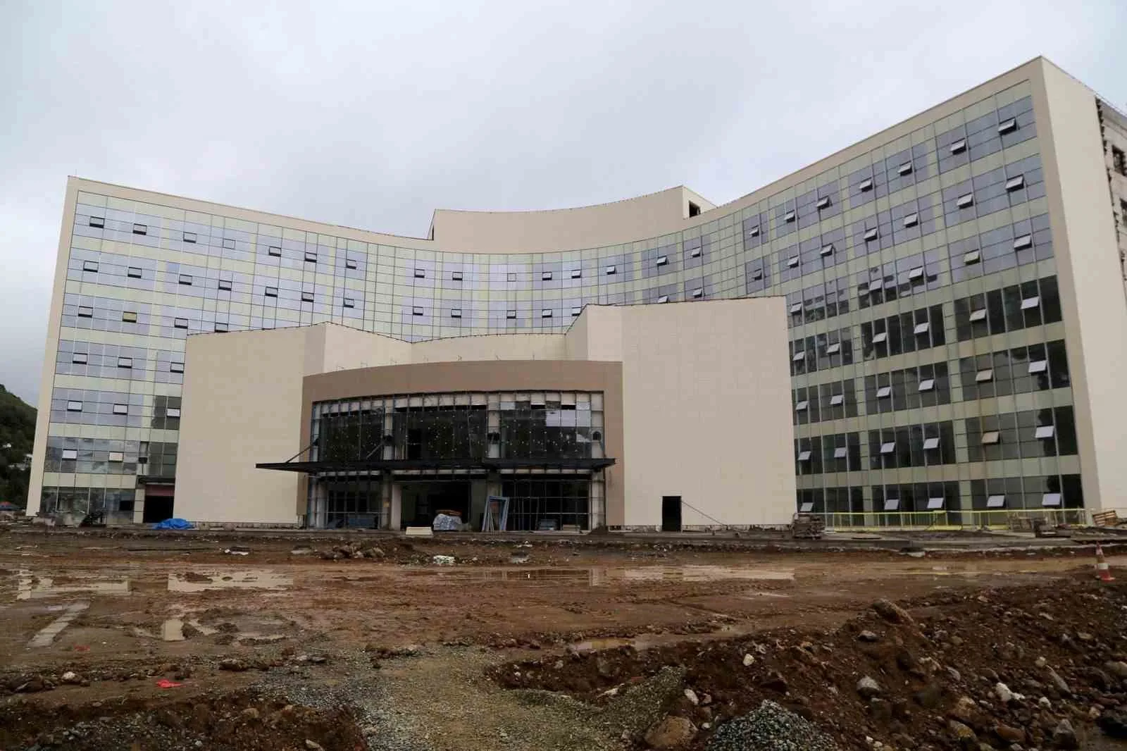 AK Parti Trabzon İl Başkanı Dr. Sezgin Mumcu, Trabzon Şehir