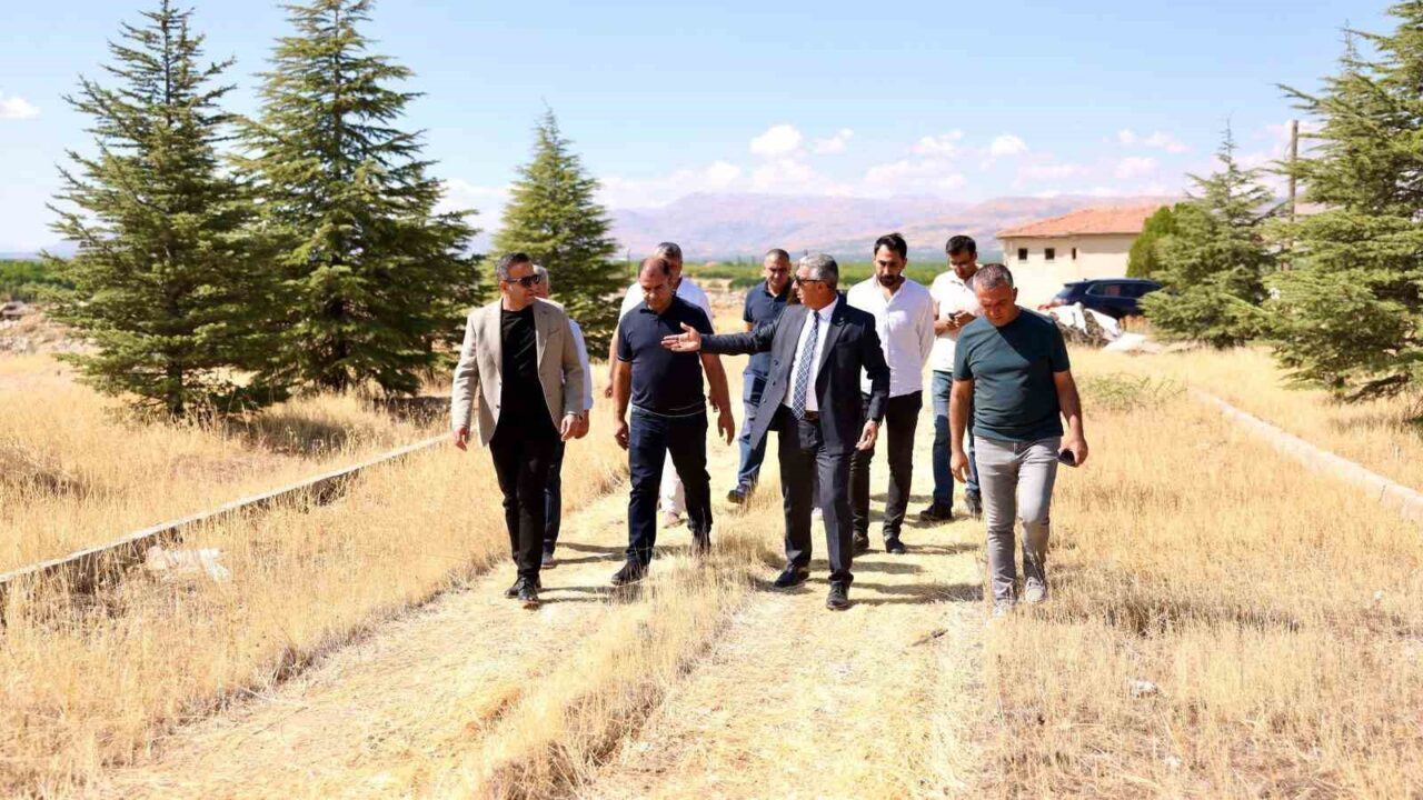 Malatya’nın Akçadağ ilçesinde, uzun yıllar mezar ihtiyacını karşılayacak yeni bir