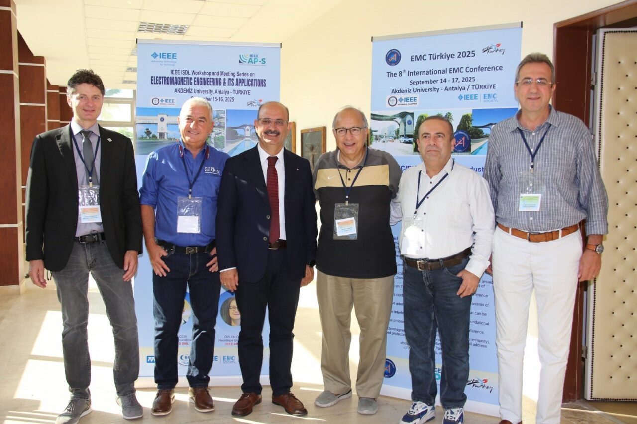 Akdeniz Üniversitesi, 14-17 Eylül 2025 tarihleri arasında hukuk fakültesi konferans