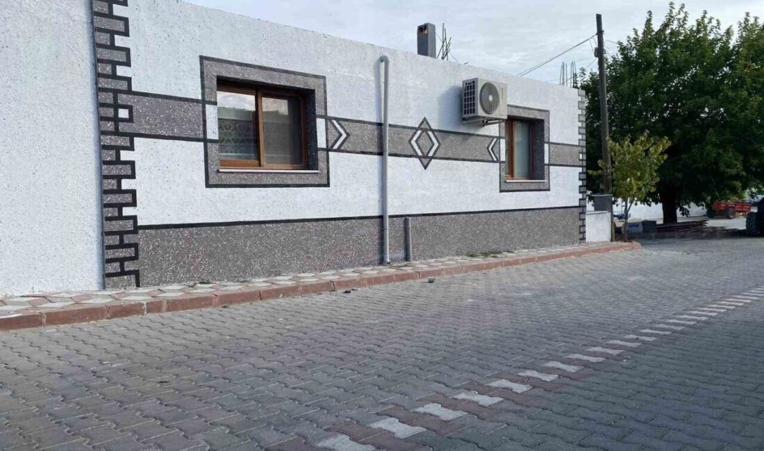 Manisa’nın Akhisar ilçesine bağlı Arabacıbozköy Mahallesi’nde mahalle sakinlerinin yaşam kalitesini