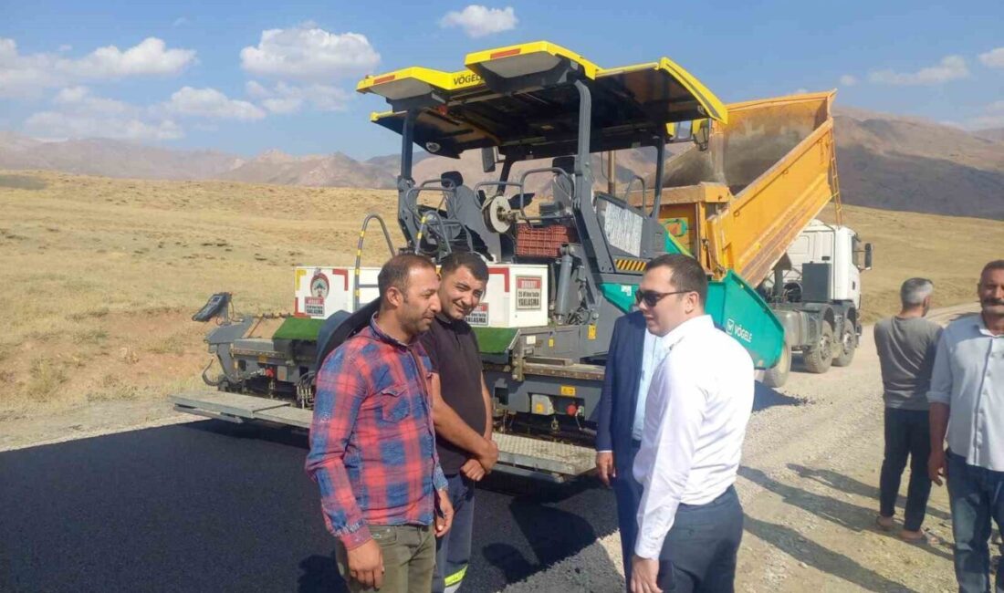 Hakkari il merkezine bağlı Akkuş köyü ve Çetintaş mezrasının ulaşımını