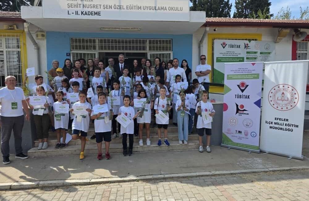 Efeler İlçe Milli Eğitim Müdürlüğü tarafından yürütülen “Akran Kabulünde Sanat