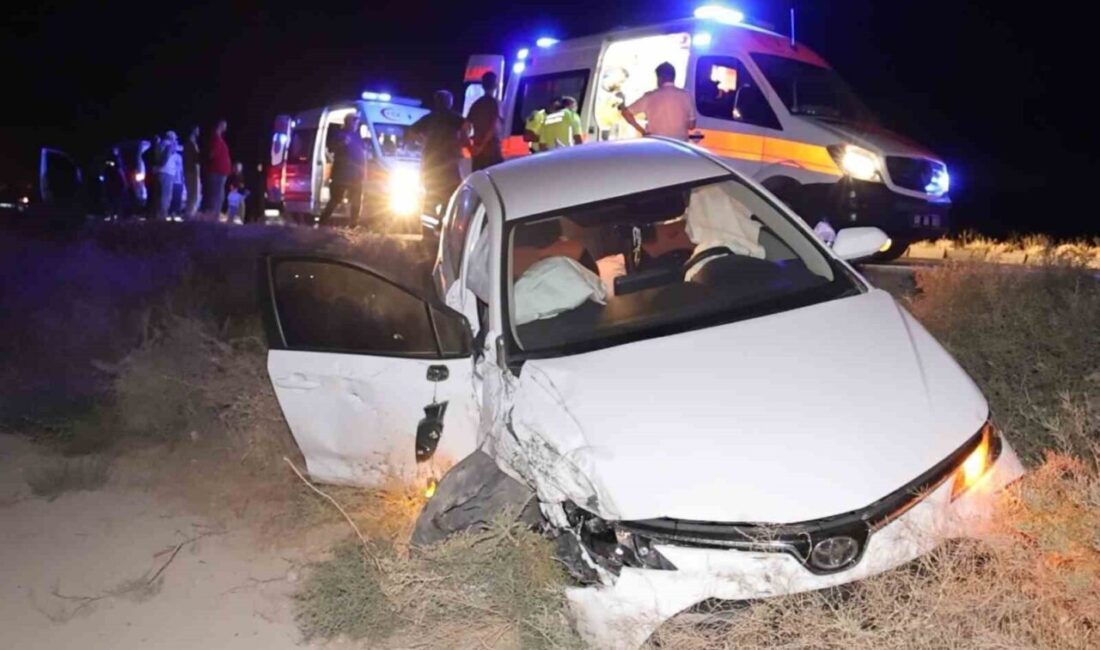 Aksaray’da otomobilin hafif ticari araca çarpması sonucu meydana gelen trafik