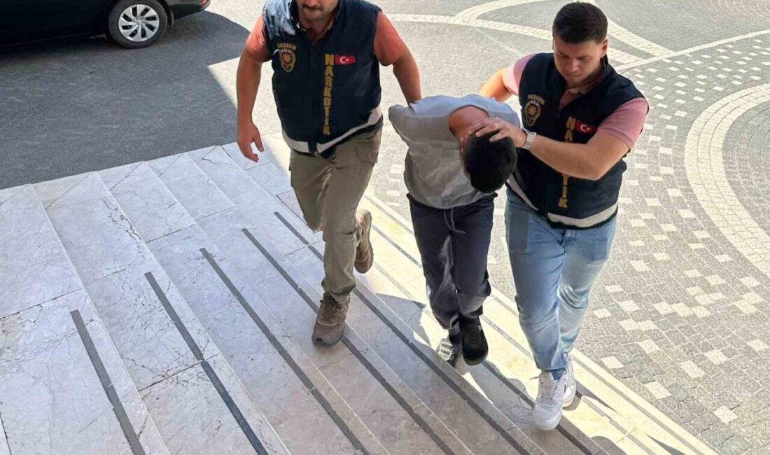 Konya’nın Akşehir ilçesinde uyuşturucu tacirlerine yönelik düzenlenen operasyonda gözaltına alınan