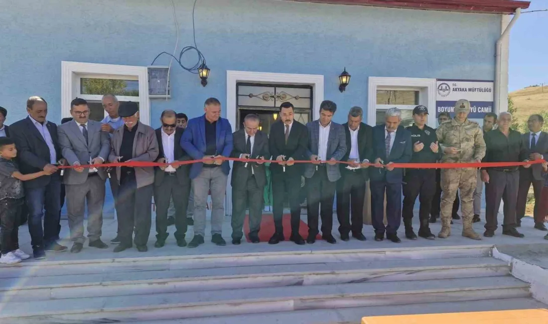 Akyaka’da köy halkı ve hayırsever vatandaşların kendi imkanlarıyla yaptırdığı cami