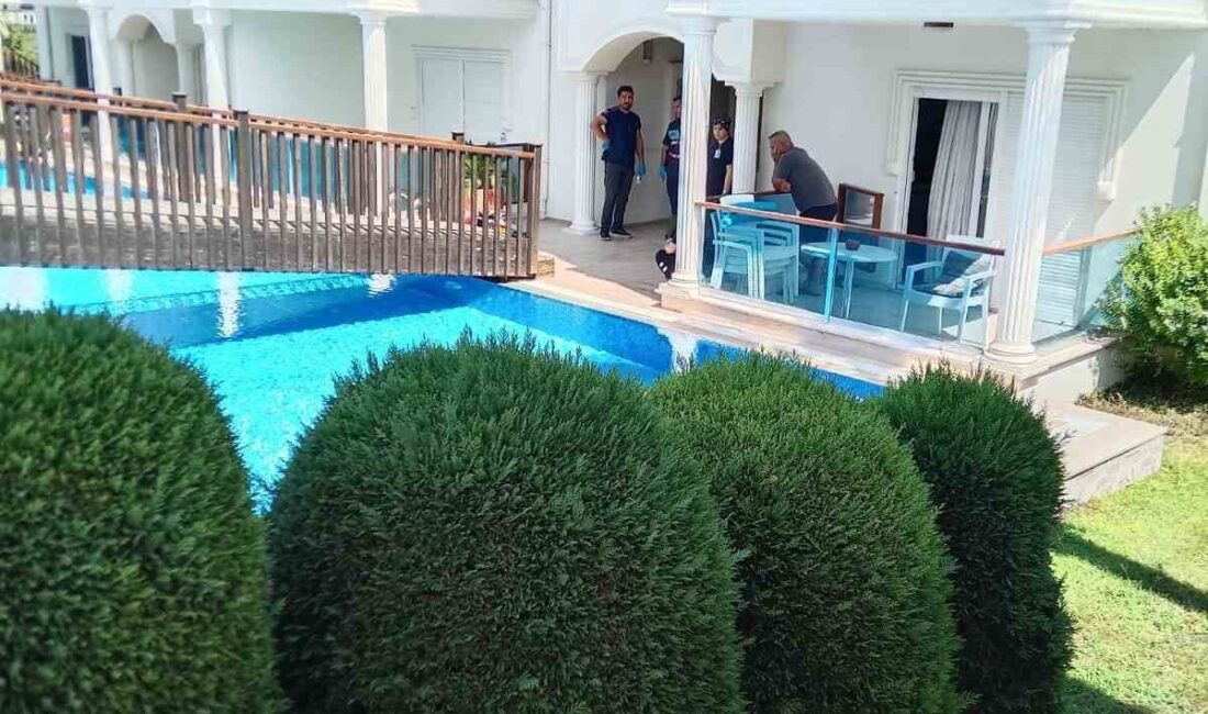 Antalya’da alacak-verecek meselesi yüzünden aralarında husumet olduğu öğrenilen 2 eski