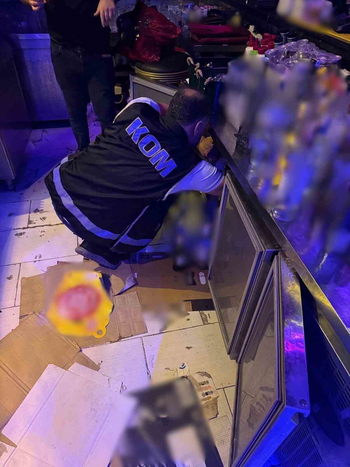 Antalya İl Emniyet Müdürlüğü ekiplerince Alanya’da 33 noktada gerçekleştirilen eş