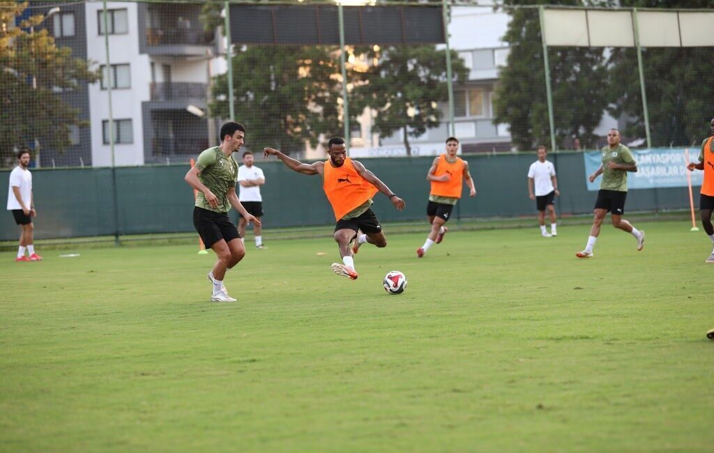 Corendon Alanyaspor, Trendyol Süper Lig’in ilk haftasında oynanması planlanan ancak