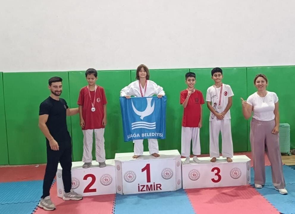 Aliağa Belediyesi Spor Okulları’nda eğitim gören karate öğrencileri, 30-31 Ağustos