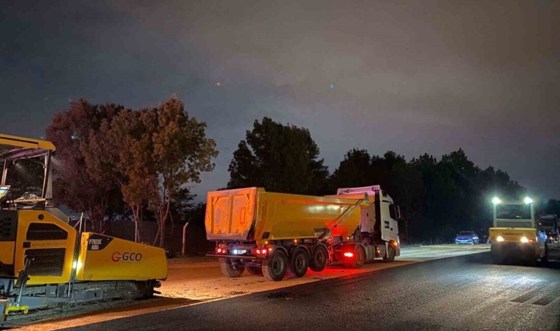 Başiskele ilçesi Yunus Emre Caddesi’nde asfalt serim çalışması gerçekleştirildi. Çalışmalarla