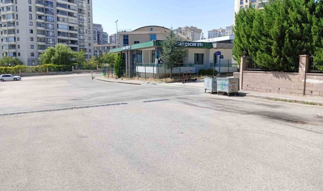 Ankara’da aralarında husumet olduğu iddia edilen kişiyi sokakta başından vurarak