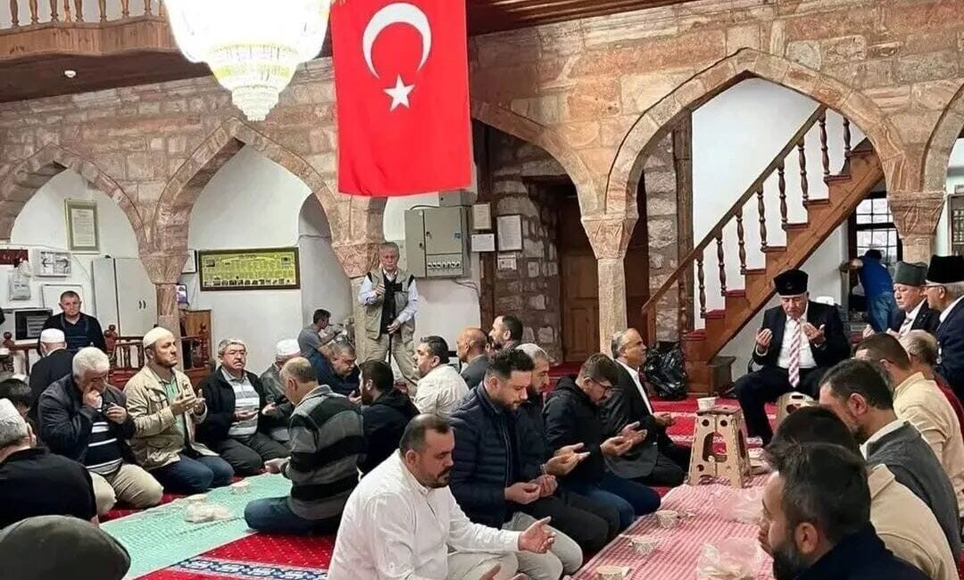 Ankara’nın Beypazarı ilçesinde 19 Eylül Gaziler Günü dolayısıyla gaziler sabah