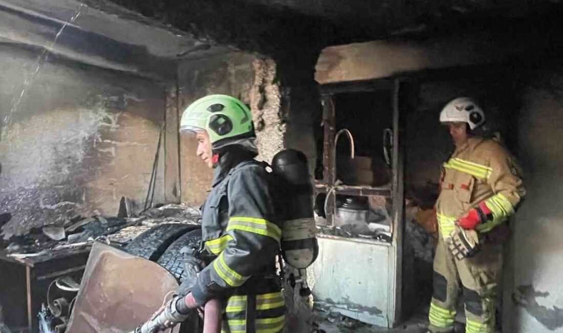 Hatay’da alevlere teslim olan tek katlı müstakil evde hasat oluştu.