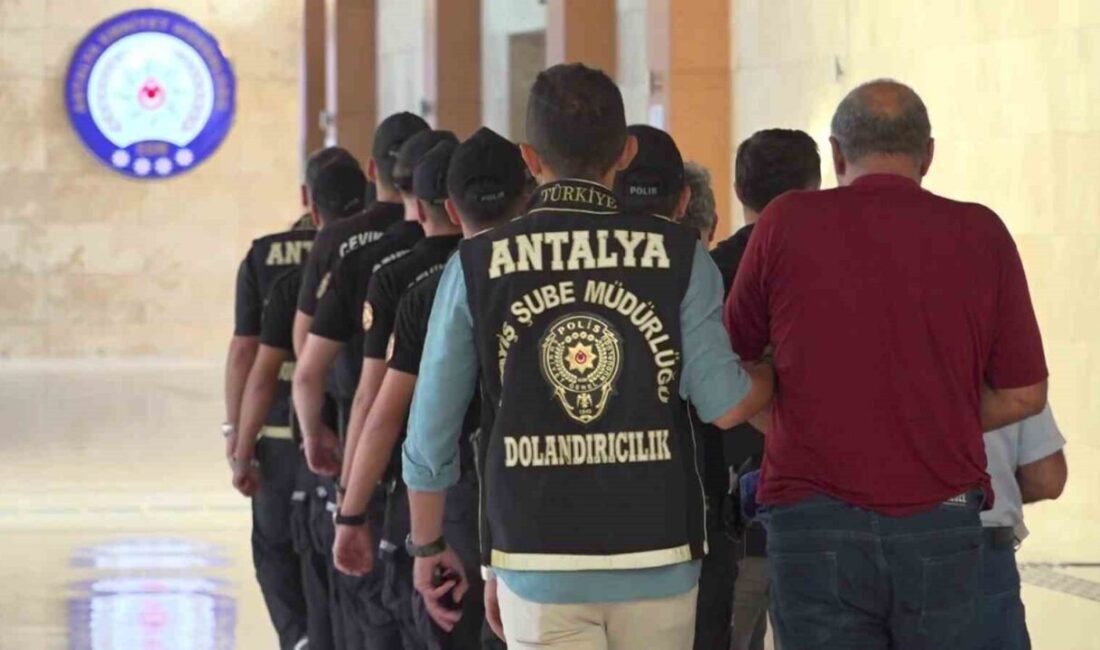 Antalya merkezli 3 ilde düzenlenen “Yeni Joker” operasyonunda, 96 yaşındaki