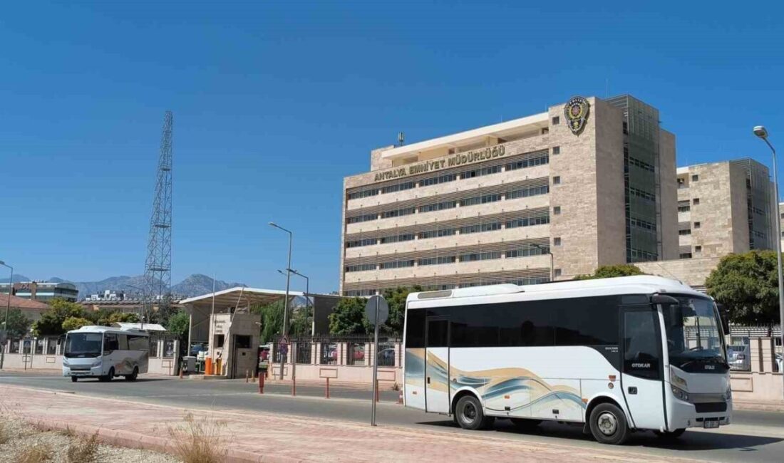 Antalya Büyükşehir Belediyesi’ne yönelik yürütülen ’rüşvet’ soruşturmasının 5’inci dalgasında, gözaltına