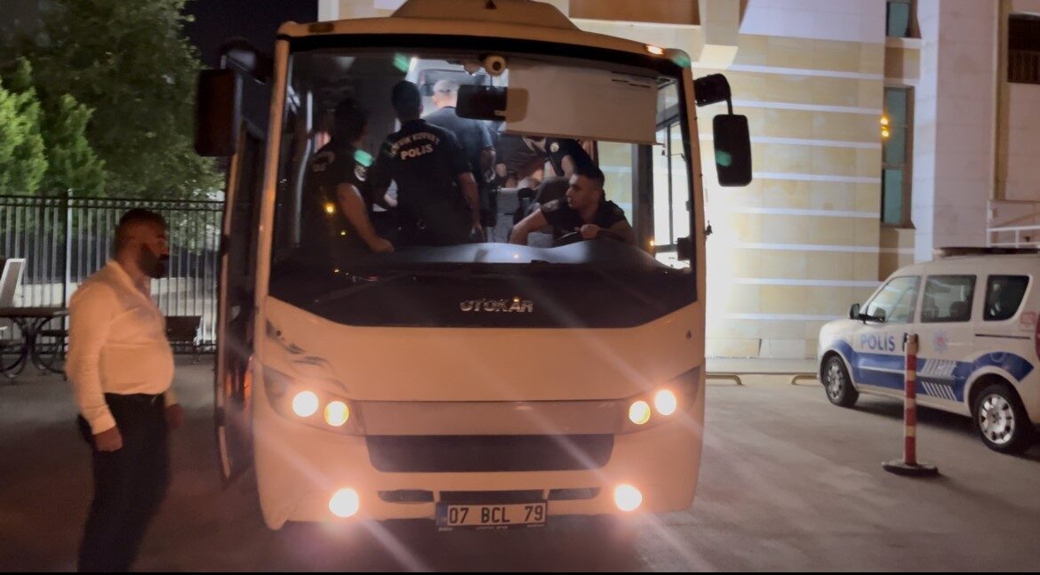 Antalya Cumhuriyet Başsavcılığı tarafından Antalya Büyükşehir Belediyesi’ne yönelik yürütülen ’rüşvet’