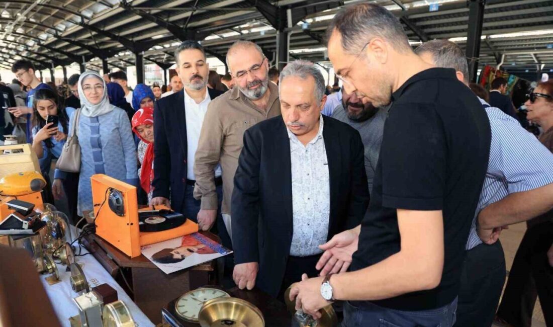 Kurulduğu günden bu yana nostalji tutkunlarının büyük ilgisini gören Antika