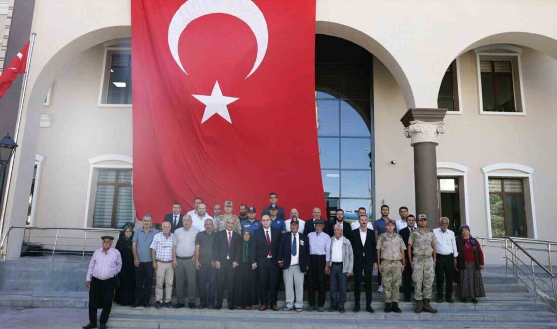 Gaziantep’in Araban ilçesinde 19 Eylül Gaziler Günü törenle kutlandı. Araban