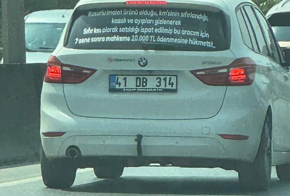 Kocaeli’de bir sürücü, sıfır kilometre diye satın aldığı BMW marka