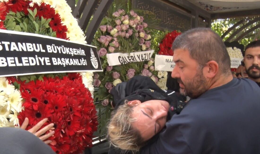 Arabesk müziğin sevilen isimlerinden, sahne adıyla Güllü olarak bilinen 52