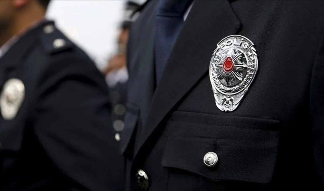 Ardahan Emniyet Müdürlüğü’ne Polis Başmüfettişi Oğuz Tüzün atandı. Cumhurbaşkanı Recep