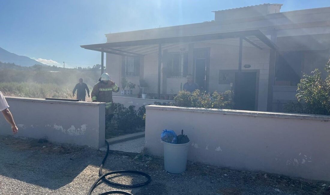 Hatay’da müstakil evde çıkan yangın büyümeden söndürüldü. Yangın, Arsuz ilçesi