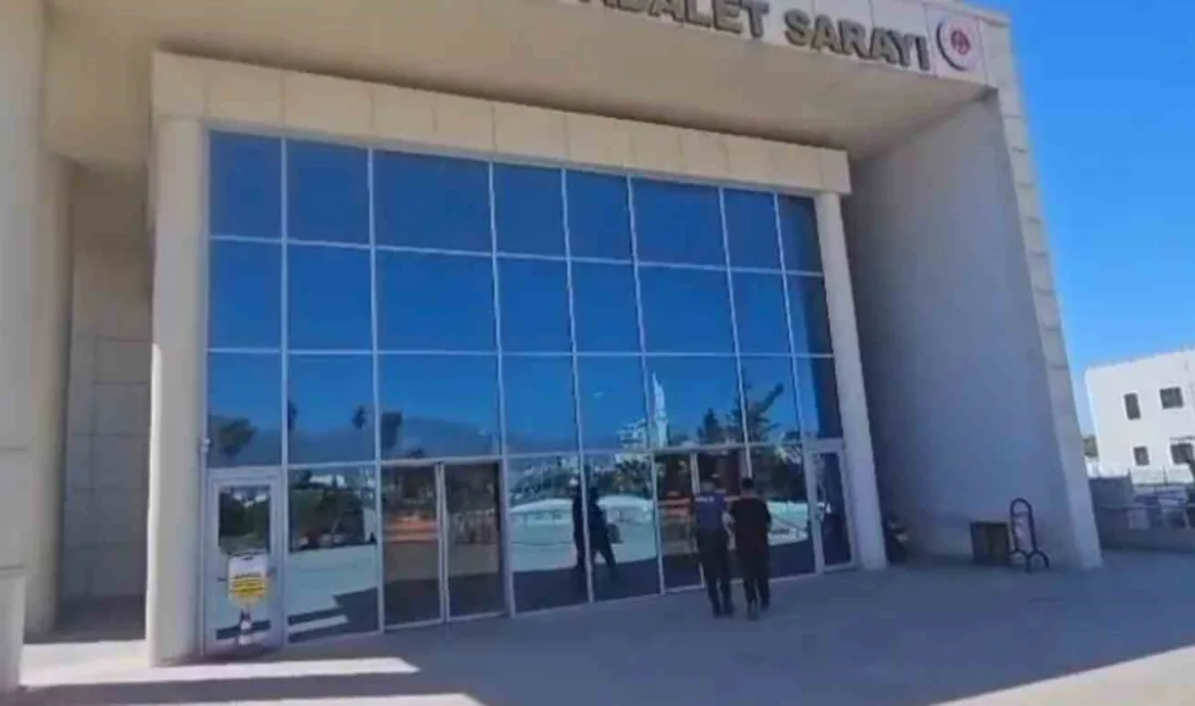 Hatay’ın Arsuz ilçesinde uyuşturucu imal ve ticaretine yönelik yapılan çalışmada