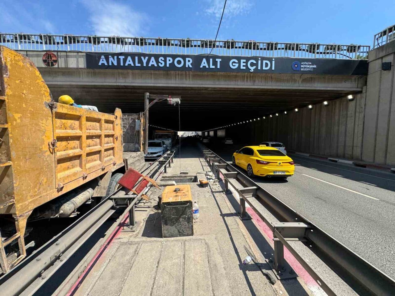 Antalya Büyükşehir Belediyesi ASAT Genel Müdürlüğü, yağmur sezonu öncesinde merkez