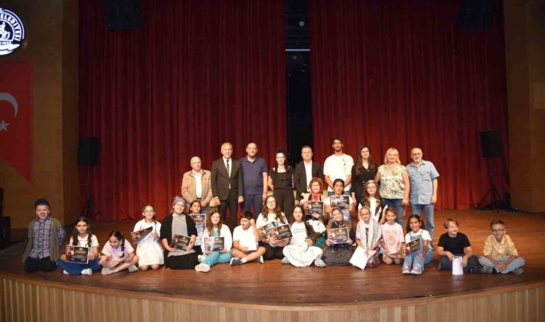 Samsun’un Atakum Belediyesi bünyesinde bu yıl ilk kez açılan tiyatro