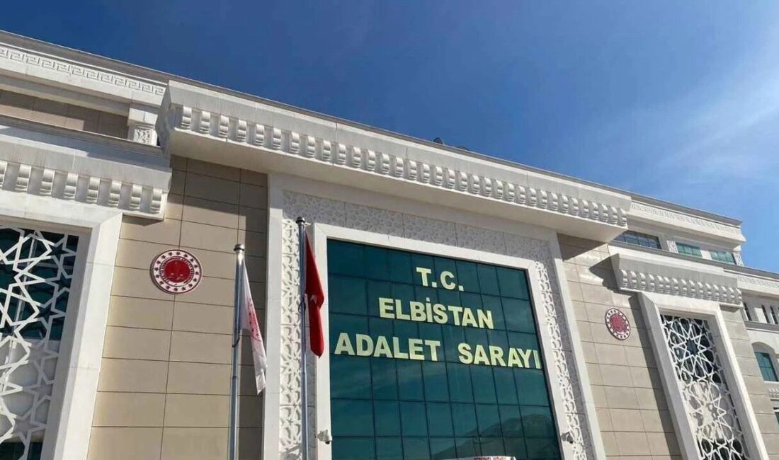 Kahramanmaraş’ın Elbistan ilçesinde çöplerden plastik atık toplayan engelli şahsı darbeden