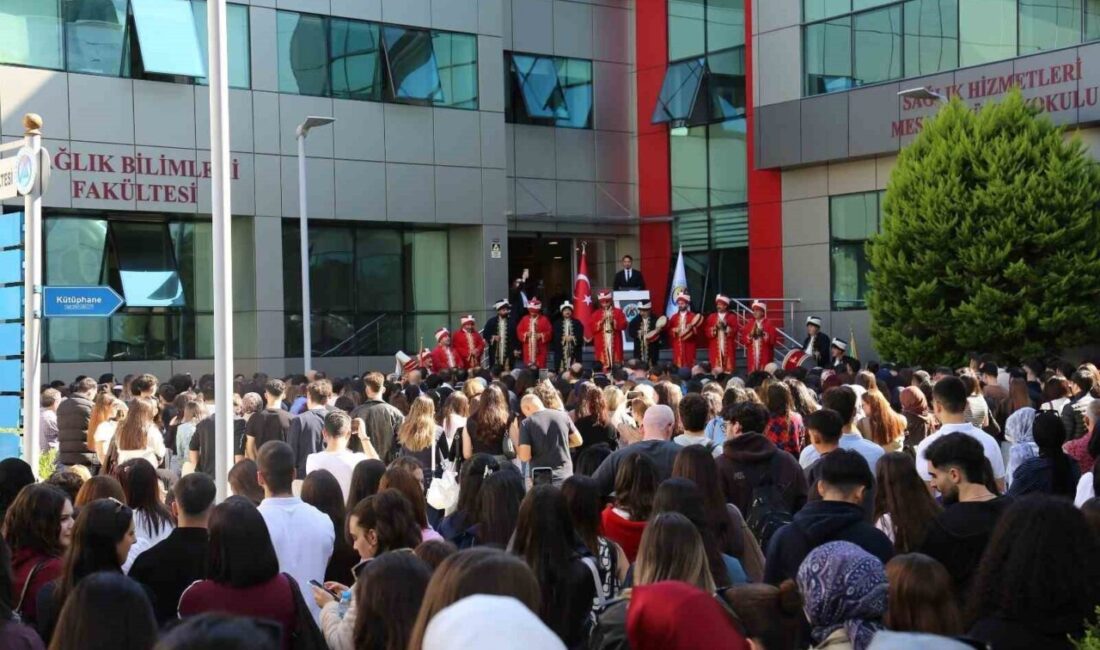 Avrasya Üniversitesi 2025/2026 Akademik Yılı üniversitenin Ömer Yıldız Yerleşkesinde gerçekleşen