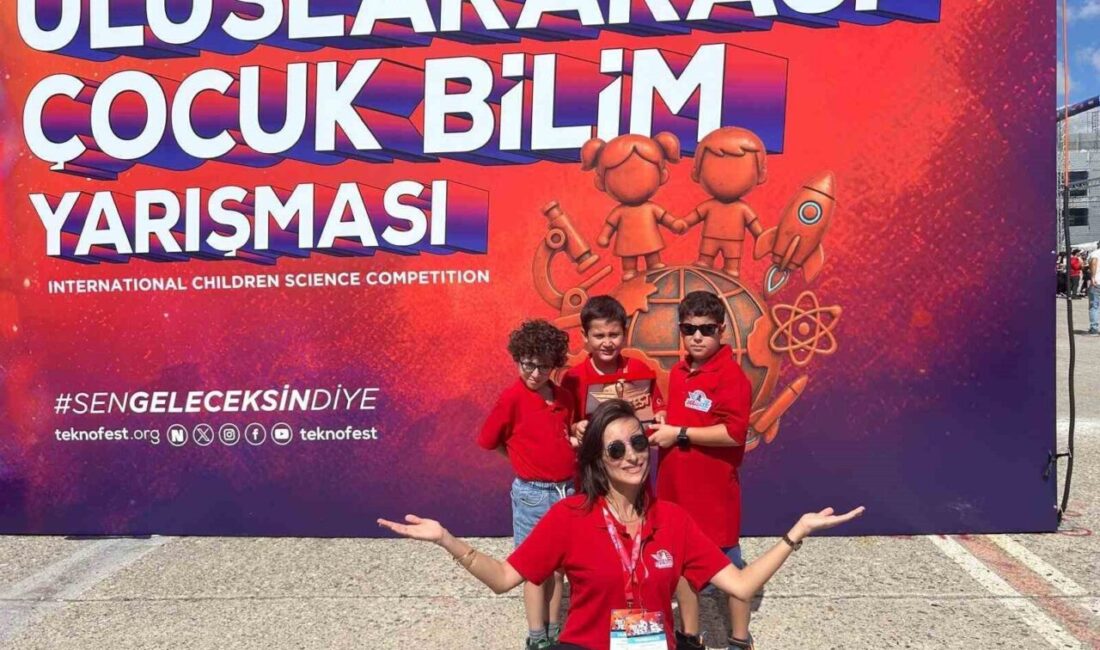 Afyonkarahisar Dumlupınar Bilim ve Sanat Merkezi öğrencilerinden oluşan “Astrotayfa” takımı,