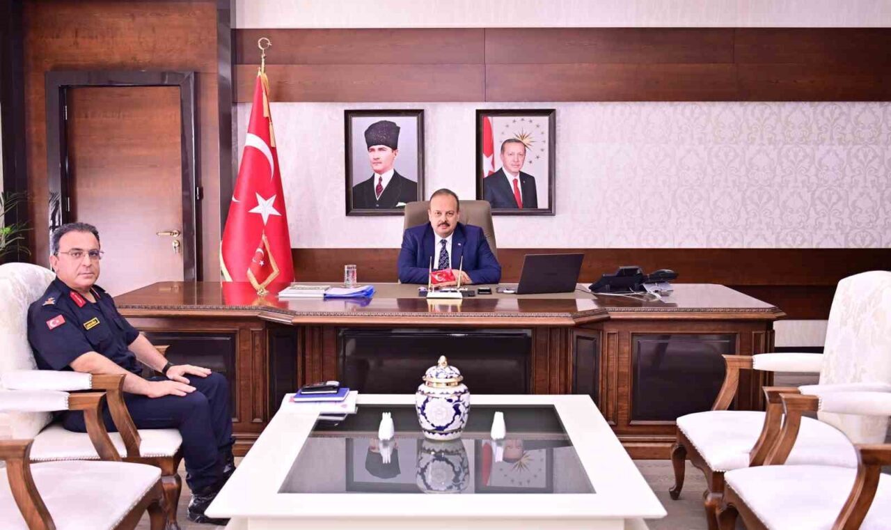 Aydın İl Jandarma Komutanı olarak atanan Tuğgeneral Necip Çarıkçıoğlu, görevine