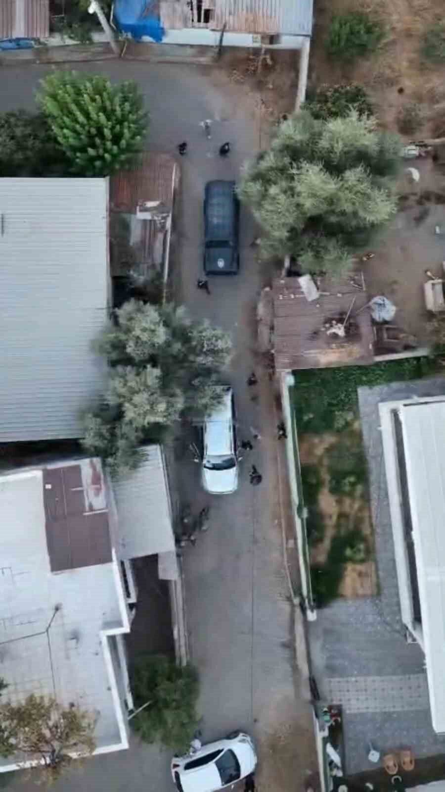 Aydın’ın Nazilli, Didim ve İncirliova ilçelerinde düzenlenen DEAŞ operasyonunda gözaltına