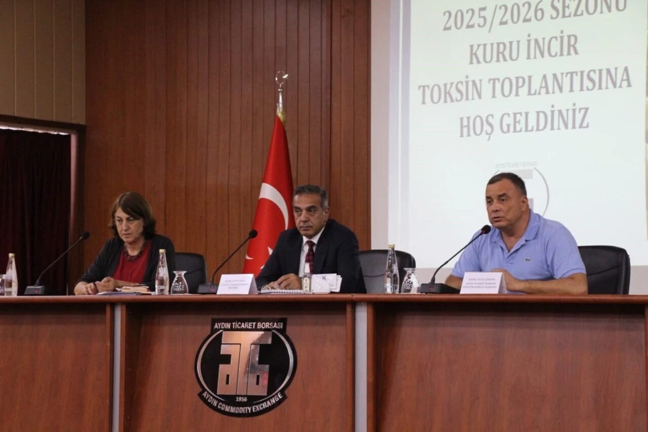 Aydın Ticaret Borsası tarafından düzenlenen toplantıda incir depocuları yeni sezon