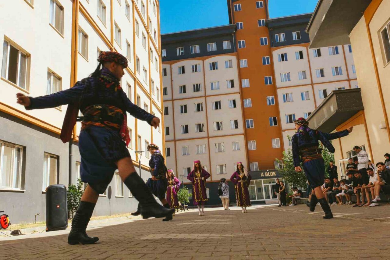 Üniversiteli gençlerin en çok tercih ettiği illerden olan Aydın’da, Gençlik