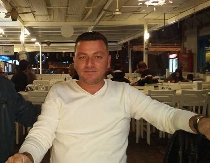 Balıkesir’in Ayvalık ilçesinde meydana gelen çift taraflı trafik kazasında 1