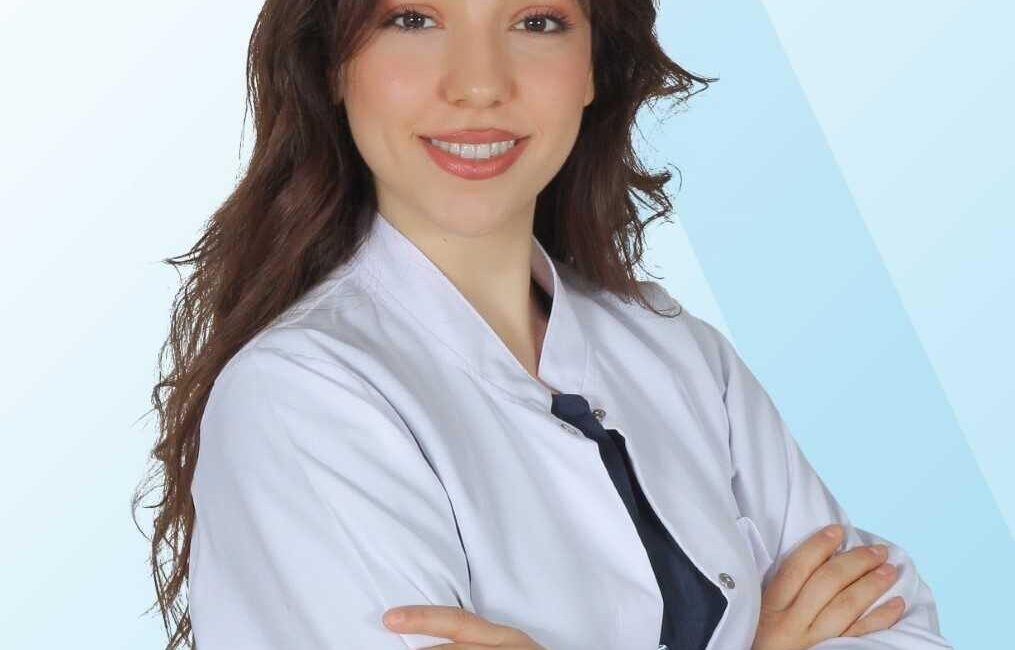 Dijital zorbalığa uğrayan gençlerde daha fazla anoreksiya görüldüğüne dikkat çeken