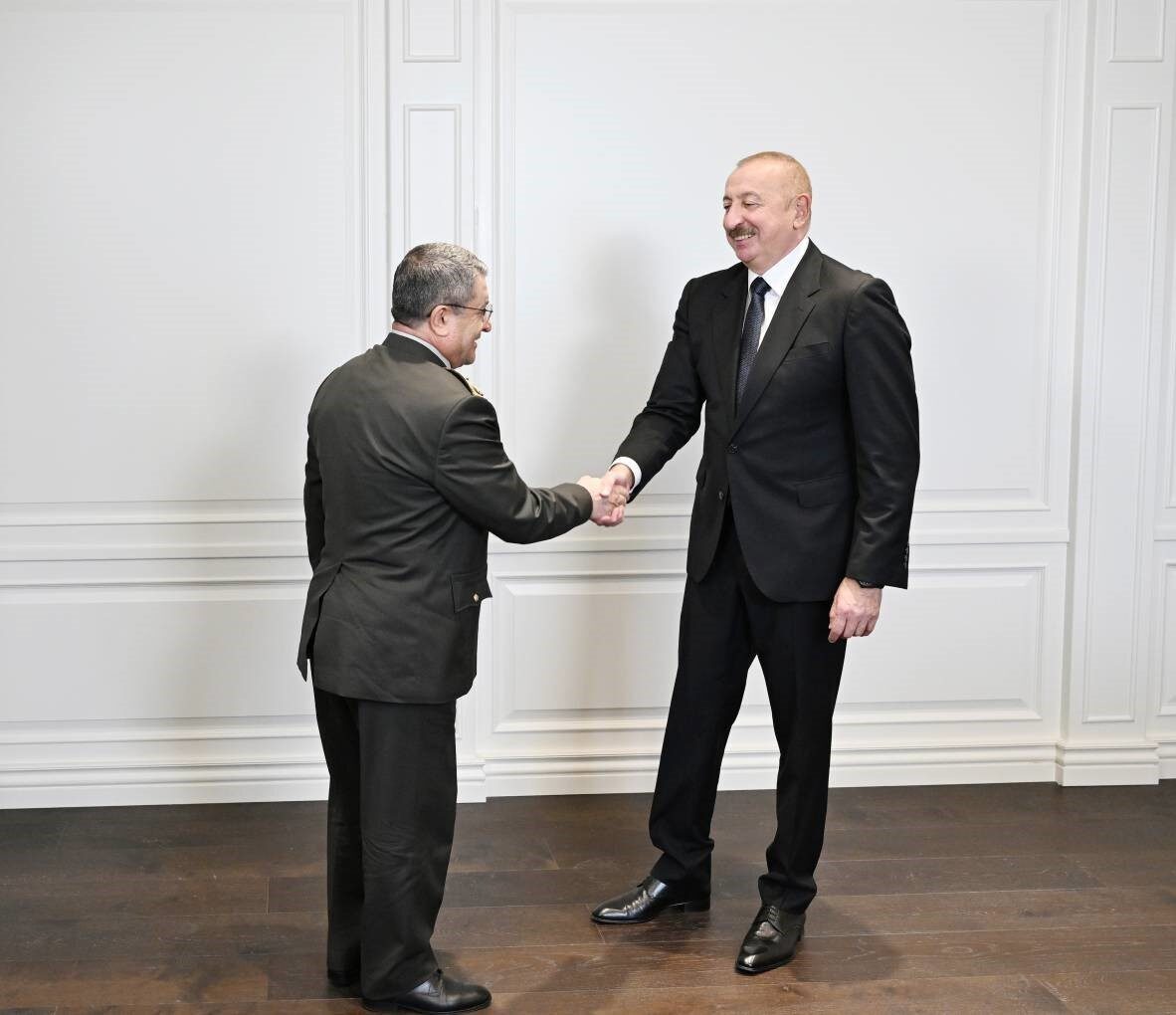 Genelkurmay Başkanı Orgeneral Selçuk Bayraktaroğlu, Azerbaycan Cumhurbaşkanı İlham Aliyev tarafından